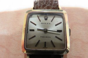 アンティークなレディースのロレックスのお買取です。