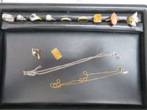 貴金属　リング・ネックレスをお買取りさせて頂きました。