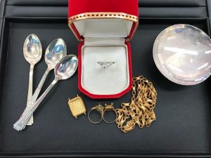 貴金属買取松山