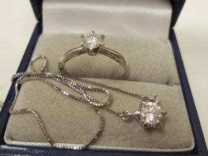 ダイヤのアクセサリーの買取を致しました。買取専門店大吉ゆめタウン中津店です。