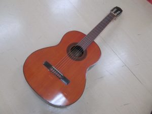 ヤマハ クラシックギター G-70D