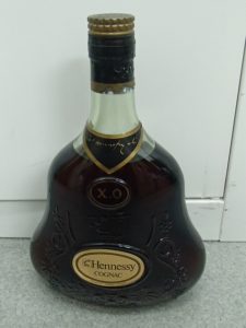 ヘネシー XO 金キャップ グリーンボトルのブランデー をお買取!人気のお酒は値段の差が出ます!姶良市の買取専門店大吉タイヨー西加治木店にお任せ下さい!