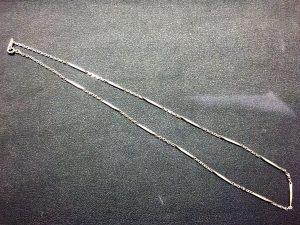 身に着けていない貴金属ネックレスを大吉イオンモール新小松店がお買取りいたします！