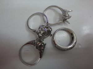 大吉調布店で買取したプラチナのリング