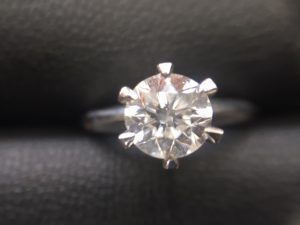 ダイヤ付きリングを買取致しました。「大吉 西尾店」です。