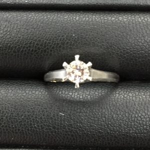 今月もダイヤモンドのお持ち込みが多くなっております!ダイヤモンドを売りたい方はぜひ買取専門店大吉奈良エコールマミ店へ!