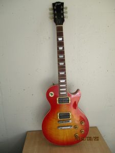 大吉 武蔵小金井店 エレキギターの画像です。