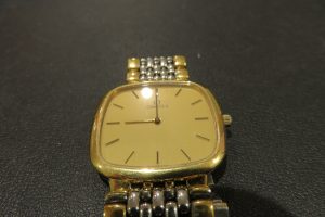 根強い人気のオメガのお買取です。 