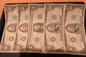 旧ドル紙幣のお買取りも 古銭としてのお買取です。