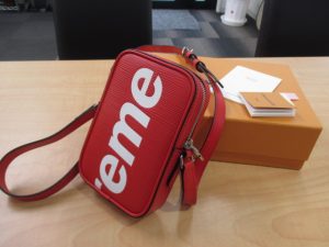 シュプリーム　買取り　青森