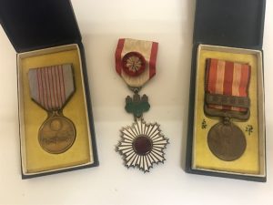 勲章 買取 春日市 ザ・モール春日店