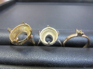 石の取れた貴金属でも買取ます!大吉羽曳野店