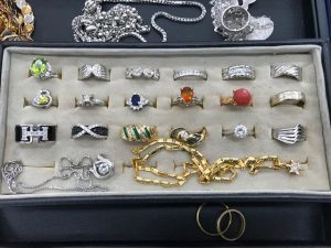 ダイヤ貴金属買取松山