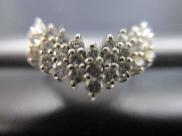 ダイヤモンド高価買取致します。奈良線生駒駅からすぐの買取専門店大吉グリーンヒルいこま店です。