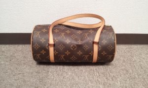 ヴィトン パピヨン 買取り 厚木