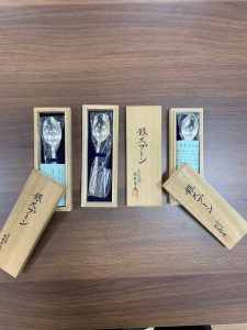 7D245F07-E646-479E-A5AA-42D5C3BA552A