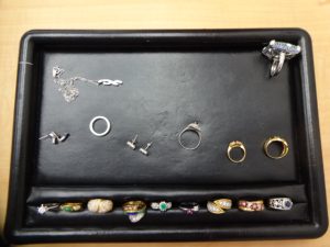 生前整理は、買取専門店 大吉 JR八尾店へ!もちろん遺品整理も八尾店にお任せ下さい。