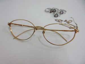 金の眼鏡フレームお買取りしました！大吉イオンタウン山梨中央店です。