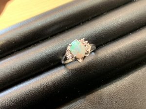 色石 貴金属 アクセサリー リング オパール 買取り 西加古川