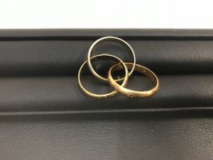 カルティエのトリニティリングを売るなら一条通交差点角にある買取専門店大吉堺東店にお越しくださいΣ(･ω･ﾉ)ﾉ！