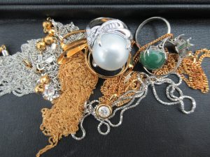 貴金属買取松山