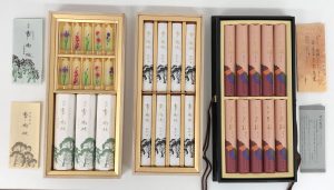 大吉 大阪エコールロゼ店ではお線香も高価買取致します。