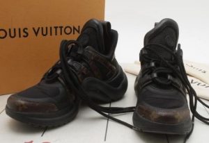 ルイヴィトン　スニーカー