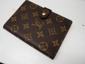 ヴィトンのアジェンダをお買取りしました大吉鶴見店です。