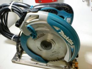 大吉本八幡店、電動工具をお買取り致しました。