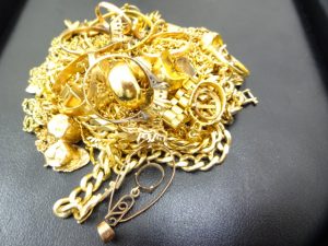 一杯！貴金属！買取専門店大吉　JR八尾店！遺品整理、生前整理の貴金属をお買取。八尾、志紀、恩智、布施、平野、柏原、東大阪。