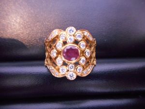 ジュエリーの高価買取なら、大津市の大吉アルプラザ堅田店へお任せ下さい。