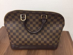 ヴィトンのアルマを買取致しました。「大吉 西尾店」です。
