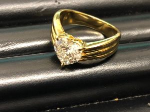 貴金属買取八王子店