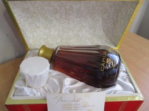 大吉 武蔵小金井店 洋酒 カミュ　ナポレオン　1863　バカラクリスタルの画像です。