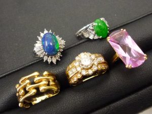 「春の宝石商談会」継続中です!!買取専門店大吉ゆめタウン中津店です。