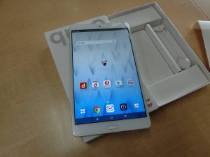 Docomo版 タブレット dtab d-01J シルバー16GB