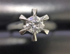 お客様のダイヤモンドをより高く評価させていただきます。買取専門店大吉円山公園店です。