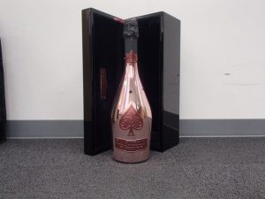 高級シャンパン アルマンドブリニャックをお買取り!大吉ゆめタウン八代店