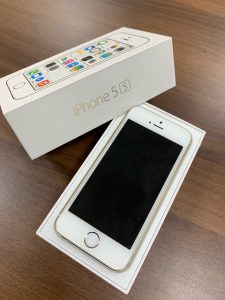 081EE05A-DD78-4CD3-89F4-9327859A4282