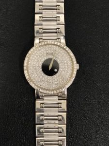 ピアジェの買取は大吉国立店にお任せ下さい。