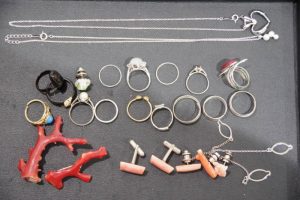 使わなくなったアクセサリーも買取できます!大吉フレンドマート宇治店です!