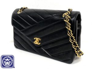 大吉 平塚 CHANEL  チェーンショルダー  Vステッチ