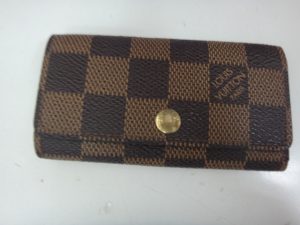 大吉調布店で買取したヴィトン（LV）のサイフ
