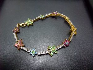 買取専門店大吉 桶川マイン 店 ダイヤ 色石 ブレスレット お買取りしました。