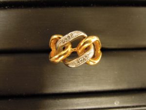 貴金属 大吉今里店