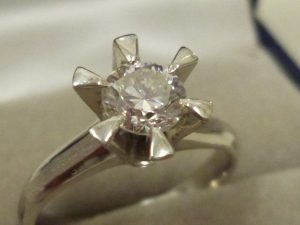 7月もダイヤモンドのお買取りは、買取専門店大吉ゆめタウン中津店にお任せください。