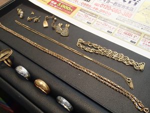 「少しでもいいの?」良いんです!姶良市・買取専門店大吉タイヨー西加治木店は査定力自慢!貴金属買取は1個から自信の買取が出来ます!