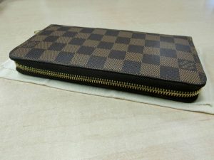 ルイヴィトン・ダミエ・N41661 新モデル　ジッピーウォレット長財布