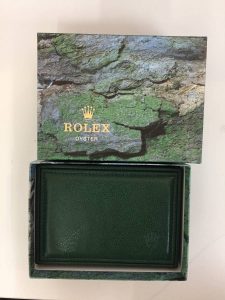三田市の皆様、ロレックスの箱も買取OK。キッピーモール三田店です。