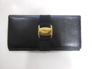 フェラガモ財布買取大吉大船店